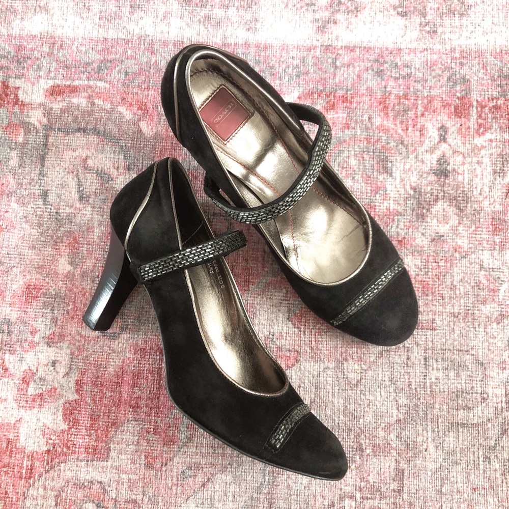 Coach Eden Heels